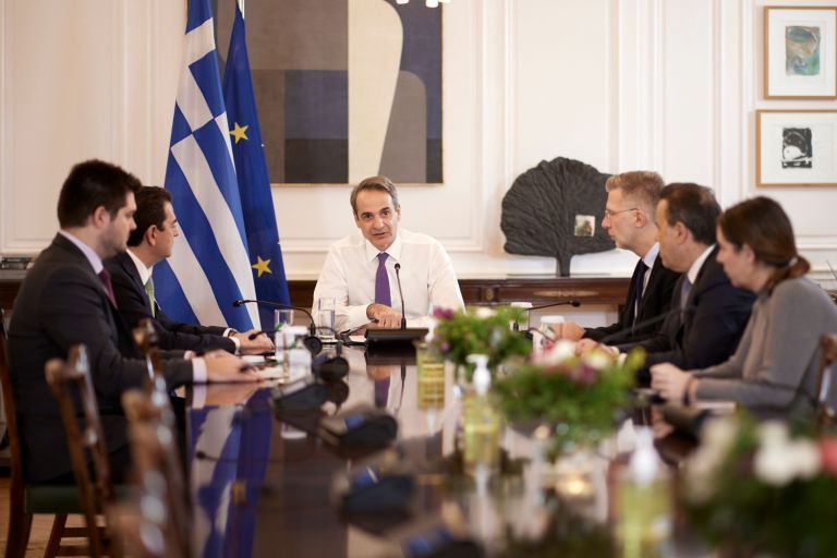 Πλαφόν στο περιθώριο μικτού κέρδους στο βρεφικό γάλα ανακοίνωσε ο Μητσοτάκης [vid]
