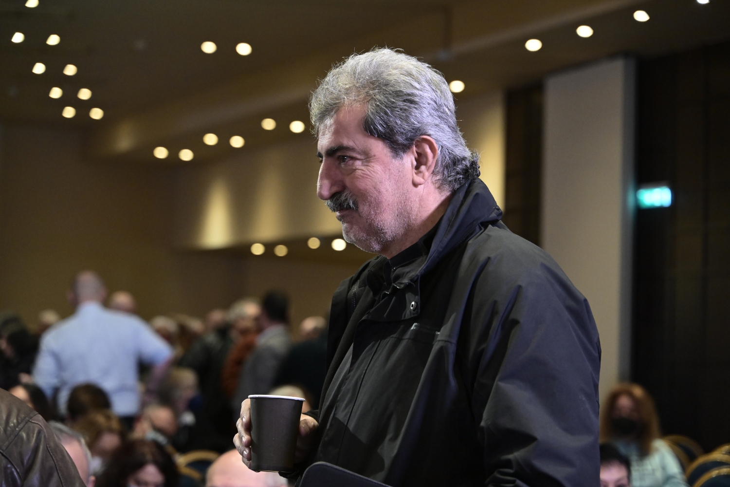 Επιμένει ο Πολάκης στη στοχοποίηση δικαστικών και δημοσιογράφων – Νέες αιχμές κατά Τσίπρα