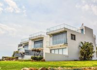 Χρυσή Βίζα: Αύξηση της ζήτησης για εξοχικές κατοικίες από ξένους αγοραστές