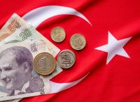 Τουρκική λίρα: Έσπασε το φράγμα των 30 δολαρίων