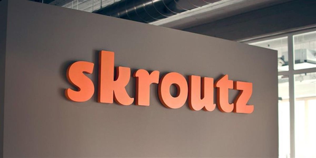 Skroutz: Πως κινήθηκαν οι εορταστικές online αγορές φέτος