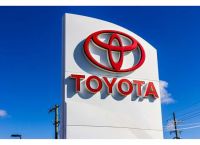 Toyota: Παρά τις δυσκολίες φαίνεται ότι θα διατηρήσει την πρώτη θέση σε πωλήσεις στο κόσμο