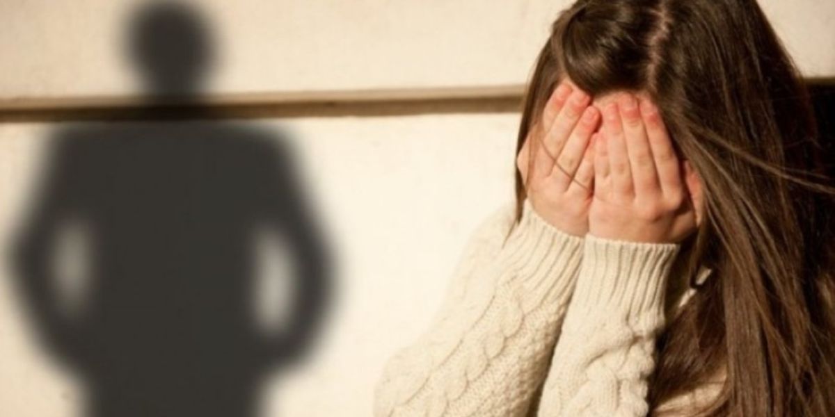 Φρίκη με νέα υπόθεση βιασμού και μαστροπείας με ανήλικα κορίτσια