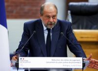 Η Γαλλία θέλει να κάνει την άμβλωση συνταγματικό δικαίωμα