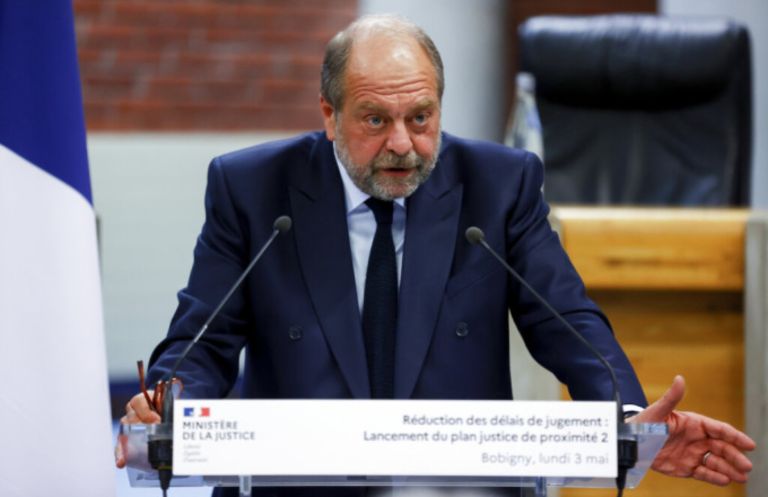 Η Γαλλία θέλει να κάνει την άμβλωση συνταγματικό δικαίωμα