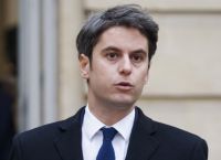 Γκαμπριέλ Ατάλ: Νέο ξεκίνημα για τον μακρονισμό ενόψει ευρωεκλογών