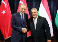 Γιατί ο Όρμπαν “παίζει καθυστερήσεις” με την ένταξη της Σουηδίας