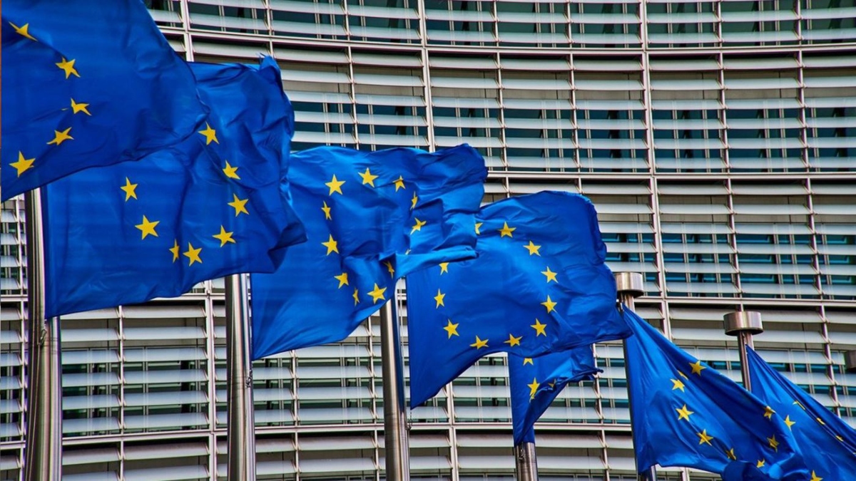ΝΔ: Στον αστερισμό της ευρωκάλπης