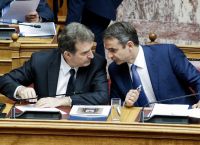 Πώς ο Κ. Μητσοτάκης οδηγήθηκε στην επιλογή Χρυσοχοΐδη