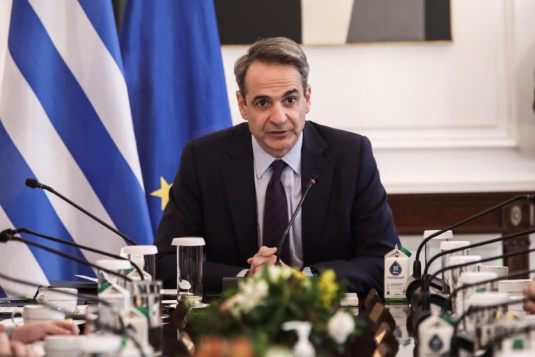 Γάμος ομοφύλων: Τα επόμενα “αγκάθια” στον δρόμο της κυβέρνησης