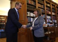 Μητσοτάκης σε Σακελλαροπούλου για F-35, ΑΕΙ και αγρότες