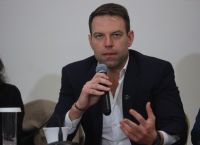 Αναταραχή και στον ΣΥΡΙΖΑ για την τεκνοθεσία ομόφυλων ζευγαριών