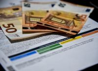 Ποδαρικό για τα χρωματιστά τιμολόγια