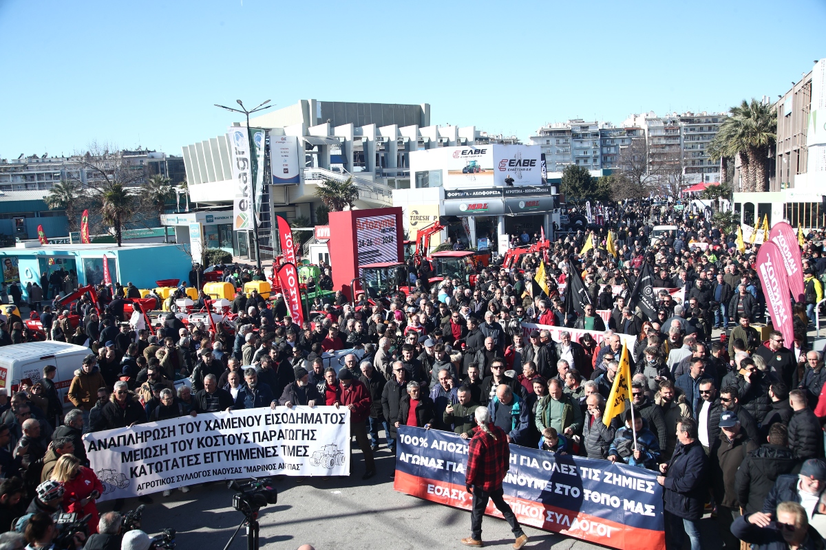 Νέα σύσκεψη αγροτών την Τρίτη – Σε διάλογο καλεί η κυβέρνηση