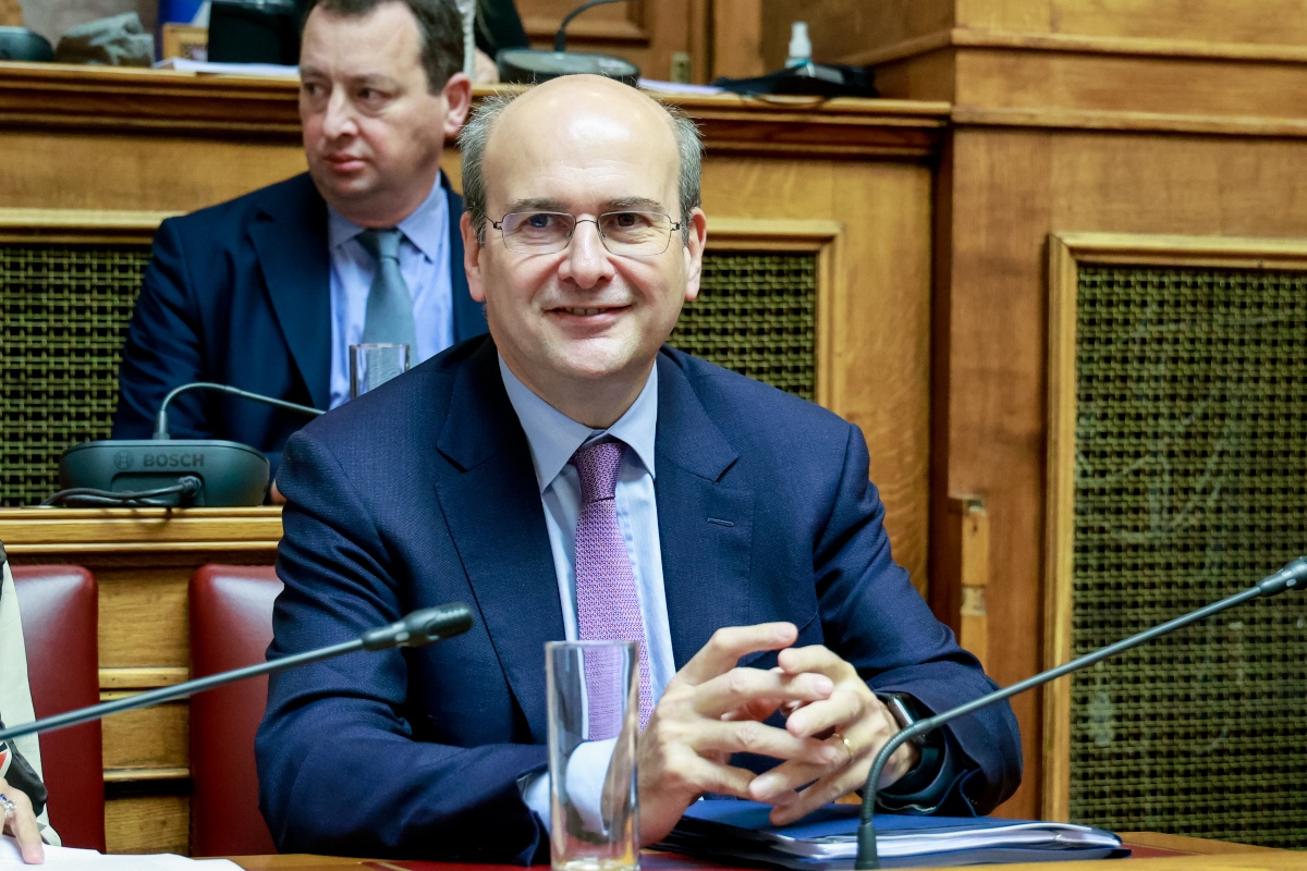Χατζηδάκης: Δεν μπήκα στην πολιτική για να καλύπτω κλέφτες