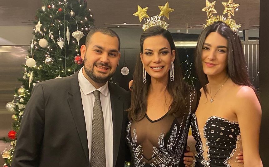Βατίδου: «Είπε δημόσια ο Αλέξης Κούγιας ότι δεν θα αφήσει τα σπίτια στα παιδιά του;» [vid]