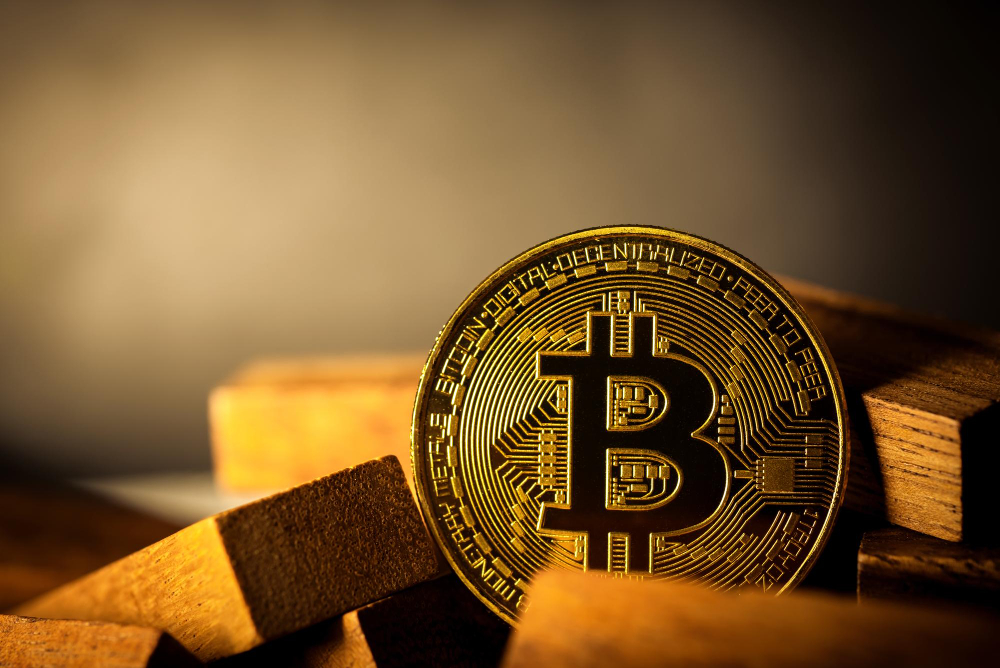 ΕΚΤ: Η αξία του Bitcoin είναι μηδέν – Τεράστιες παράπλευρες απώλειες όταν σκάσει η φούσκα