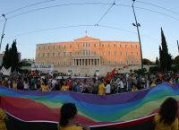 Νομοσχέδιο για ομόφυλα ζευγάρια: Καταψηφίζουν Ελληνική Λύση, Νίκη και Σπαρτιάτες