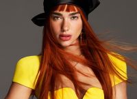 Dua Lipa: Η πρώτη κοινή δημόσια εμφάνιση με τον νέο σύντροφό της και τα τρυφερά φιλιά [pics]