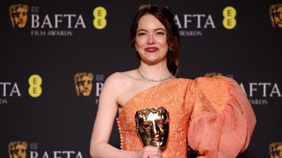Bafta: 5 βραβεία για το “Poor Things” του Γιώργου Λάνθιμου – Σάρωσε το “Oppenheimer”