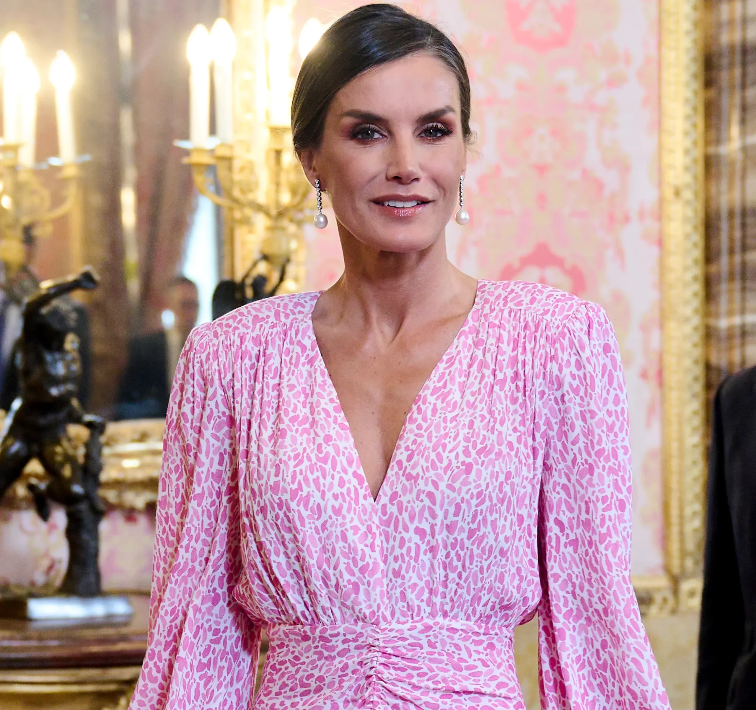Bασίλισσα Letizia: Το νέο βιβλίο με τις καυτές λεπτομέρειες για την ερωτική της ζωή