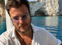 Λάμπης Λιβιεράτος: Viral video – Κάνει γυμναστική πάνω σε γιοτ στο Μονακό μιλώντας γαλλικά