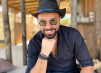 Ηλίας Βρεττός: 6 χρόνια μετά το τροχαίο – “Δείχνω για πρώτη φορά τα σίδερα μέσα μου”