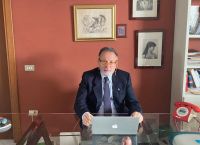 Κορίνθιος: «Η Παγκόσμια Ημέρα Ελληνικής Γλώσσας πρέπει να καθιερωθεί από την Unesco»