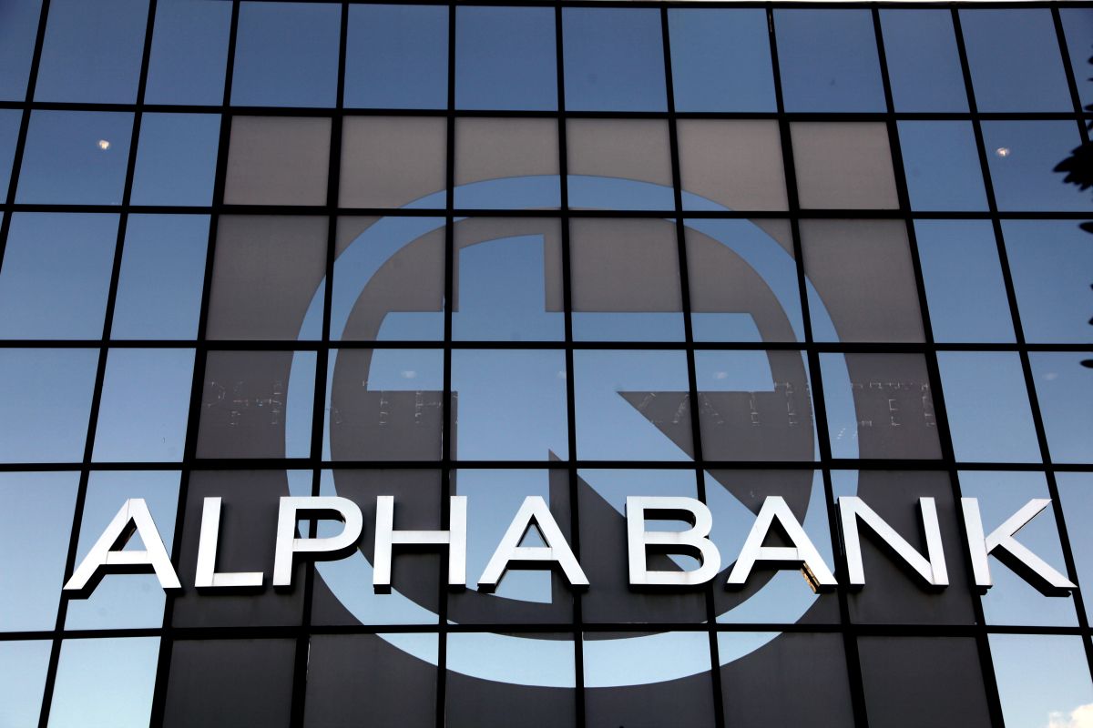 Alpha Bank: Πώς θα κινηθεί η ιδιωτική κατανάλωση – Οι τάσεις αποταμίευσης