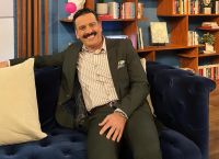 Θάνος Κιούσης: «Έχω ντυθεί Ινδός για να παραλάβω τα παιδιά από το σχολικό»