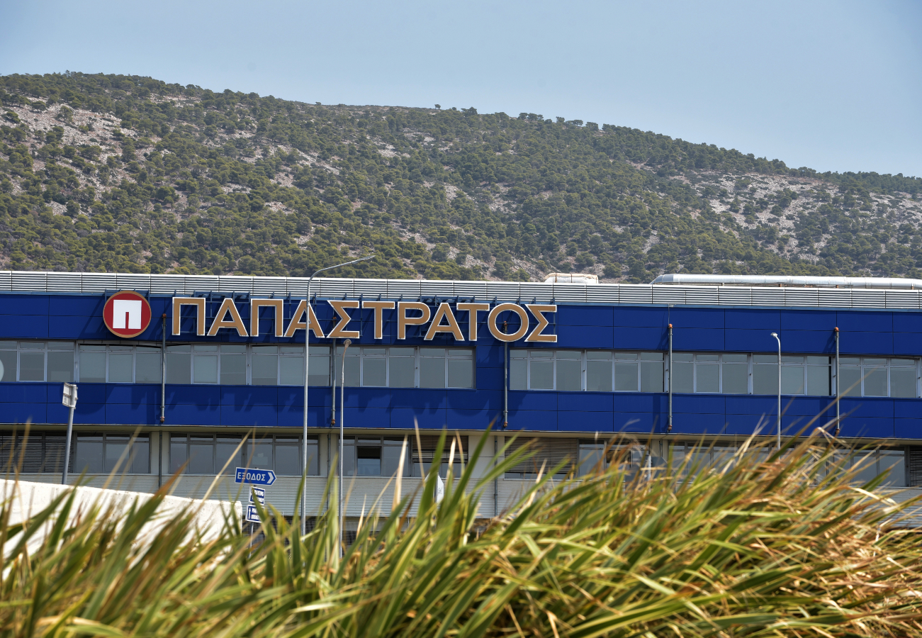Παπαστράτος: Το τσιγάρο βλάπτει σοβαρά… και τις διαπροσωπικές σχέσεις