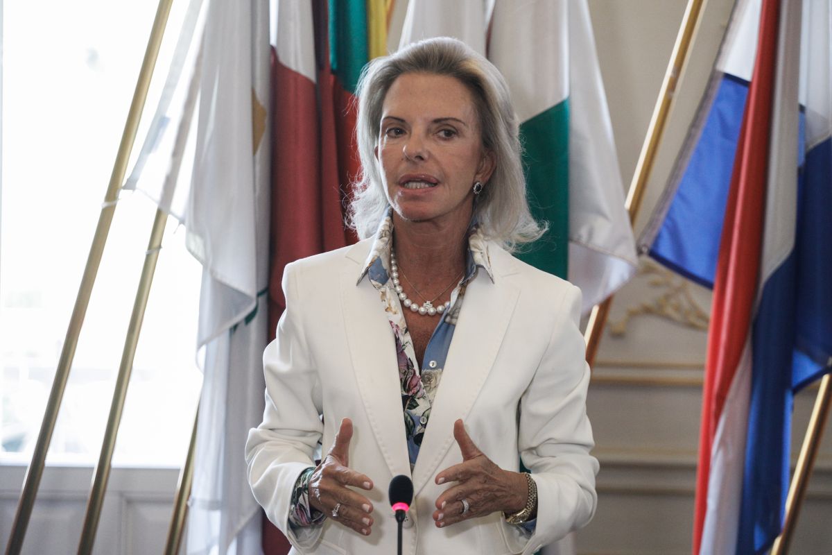 Ελίζα Βόζεμπεργκ εναντίον Μπάμπη Παπαδημητρίου: Θα προστατέψω με κάθε μέσο την υπόληψή μου
