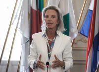 Ελίζα Βόζεμπεργκ εναντίον Μπάμπη Παπαδημητρίου: Θα προστατέψω με κάθε μέσο την υπόληψή μου