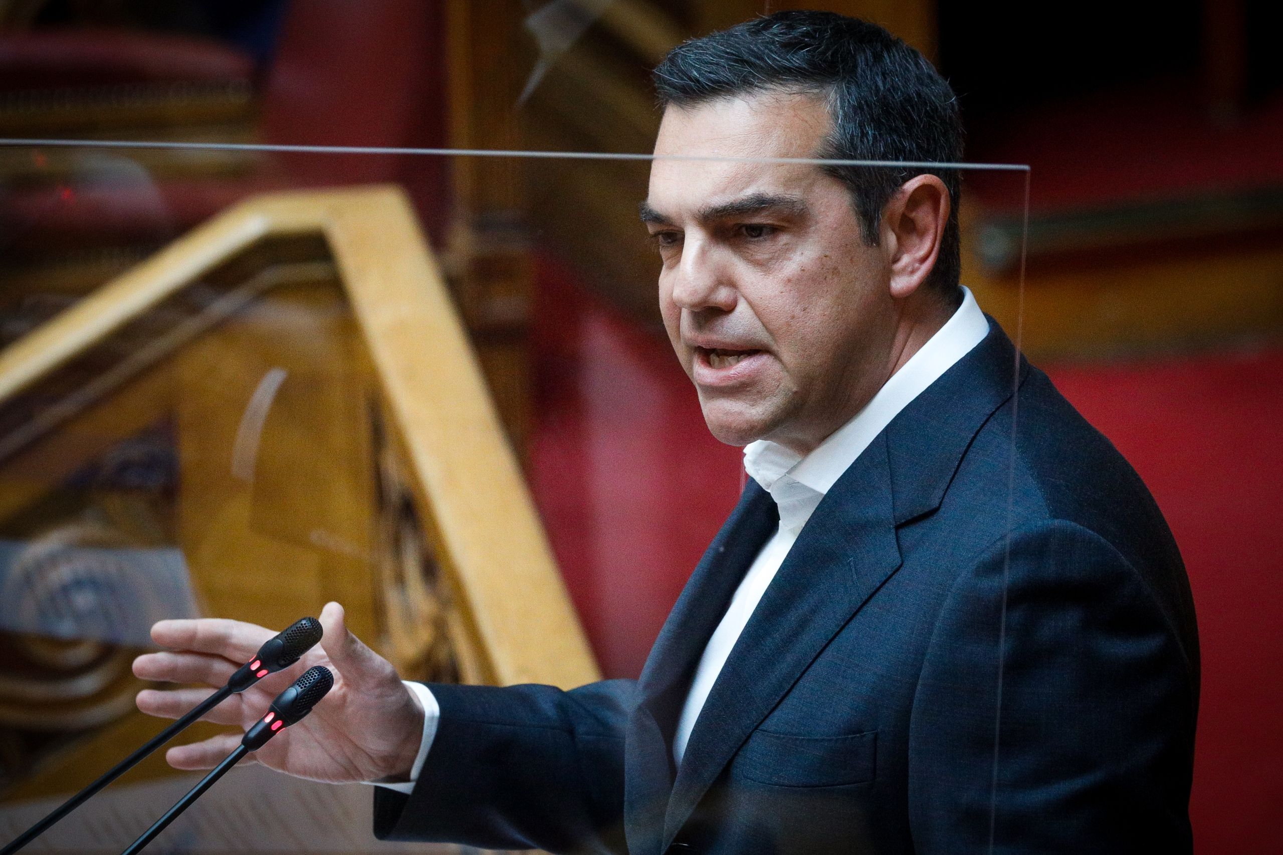 ΣΥΡΙΖΑ: Φωνές για επιστροφή Αλέξη Τσίπρα – «Να πέσουμε γονατιστοί για να γυρίσει πίσω» [vid]