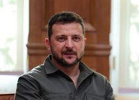 Β. Ζελένσκι: “Η έλλειψη όπλων ενισχύει τον Πούτιν”-Kάλεσε τον Ντόναλντ Τραμπ να επισκεφθεί μαζί του το μέτωπο