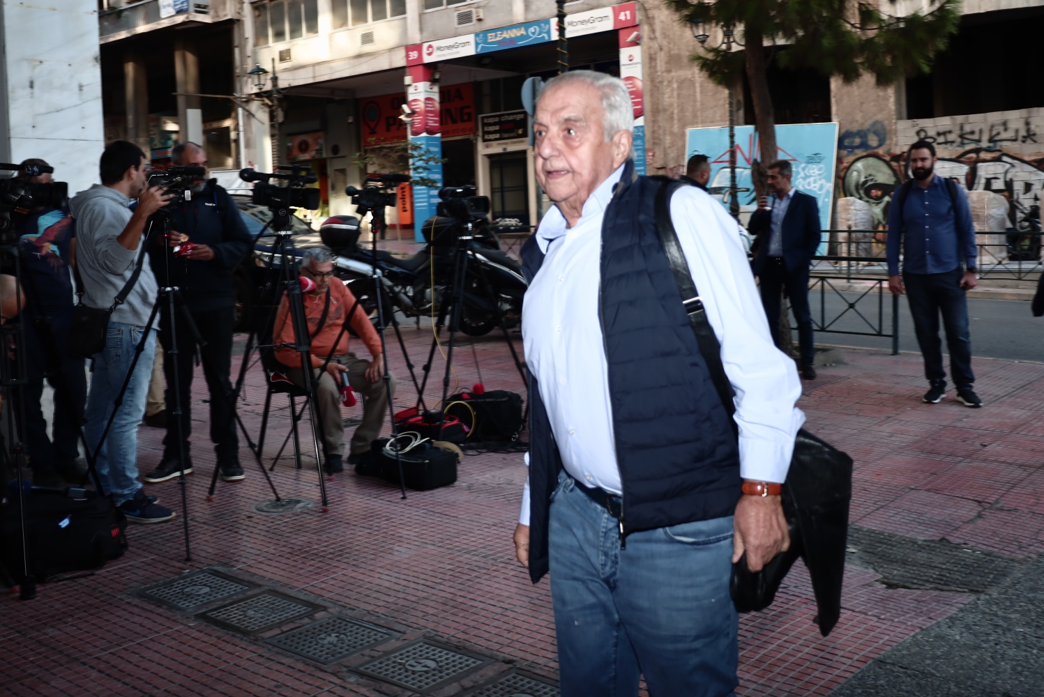 ΣΥΡΙΖΑ: Άστραψε o Φλαμπουράρης στην πολιτική γραμματεία