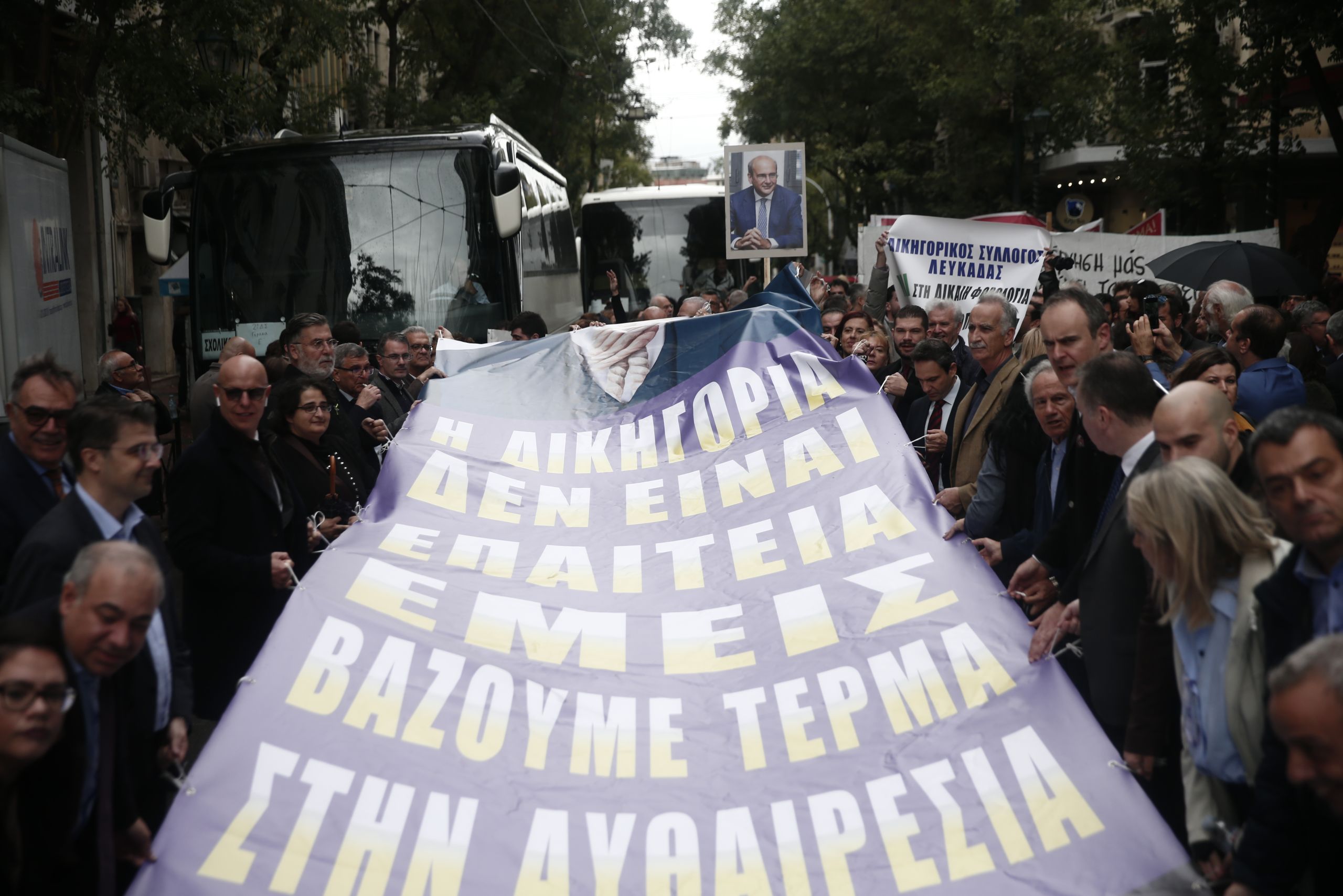 Κλειστά τα δικαστήρια της Αθήνας σήμερα και αύριο – Απέχουν οι δικηγόροι
