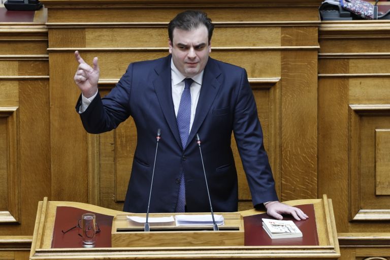 Minister: Draft Bill to Recognize Non-State Unis in Greece on Wed