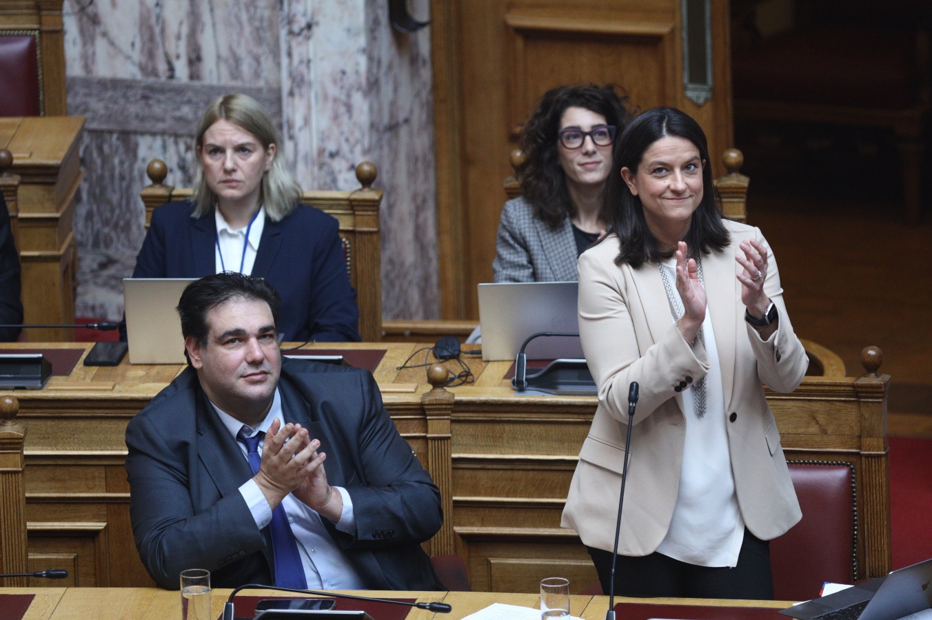 Μήνυμα του ΥΠΕΣ στους Έλληνες του εξωτερικού – ”Ευκαιρία να συνδιαμορφώσουμε το μέλλον της χώρας”