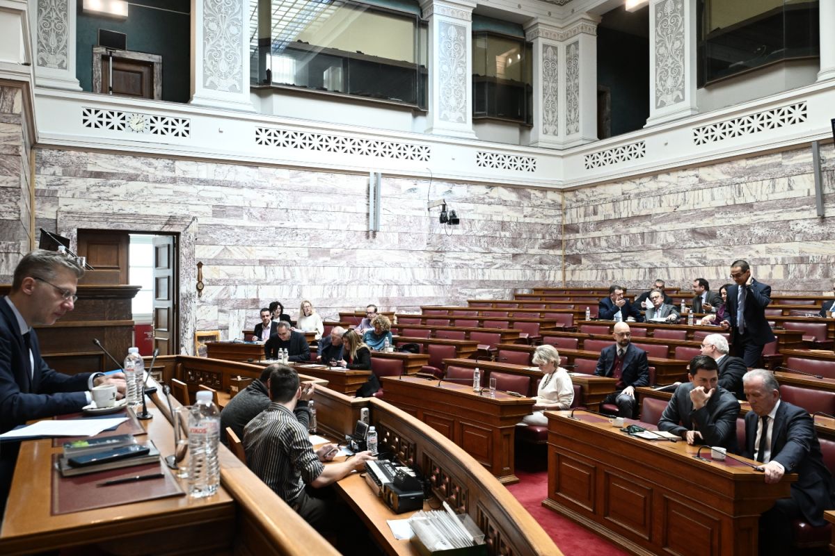 Πολιτικός γάμος: Θετικοί ΝΔ, ΣΥΡΙΖΑ, ΠΑΣΟΚ, Πλεύση Ελευθερίας και Νέα Αριστερά