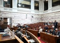 Πολιτικός γάμος: Θετικοί ΝΔ, ΣΥΡΙΖΑ, ΠΑΣΟΚ, Πλεύση Ελευθερίας και Νέα Αριστερά