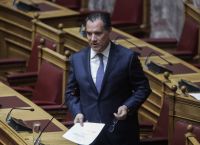 Άδωνις: Η εναλλακτική ιατρική δεν είναι ισότιμη της ιατρικής [vid]