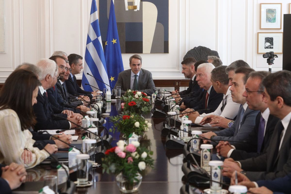 Μητσοτάκης: Προχωράμε στην αναπτυξιακή μας στρατηγική -Πάνω από 80 δισ. για την περιφερειακή ανάπτυξη