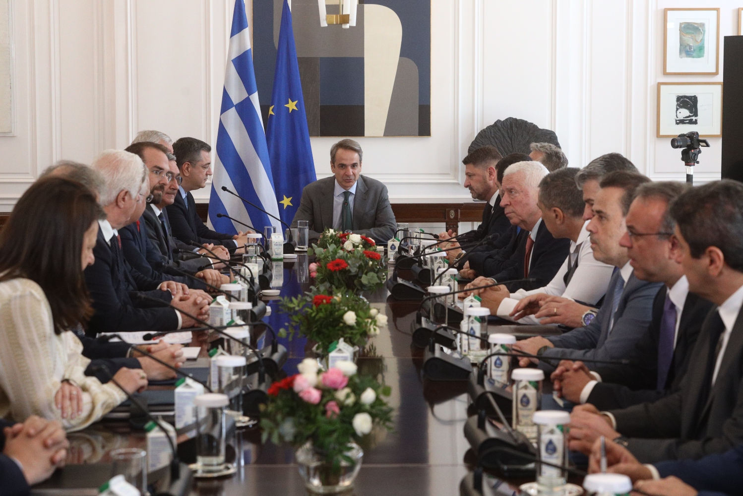 Μητσοτάκης: Προχωράμε στην αναπτυξιακή μας στρατηγική -Πάνω από 80 δισ. για την περιφερειακή ανάπτυξη