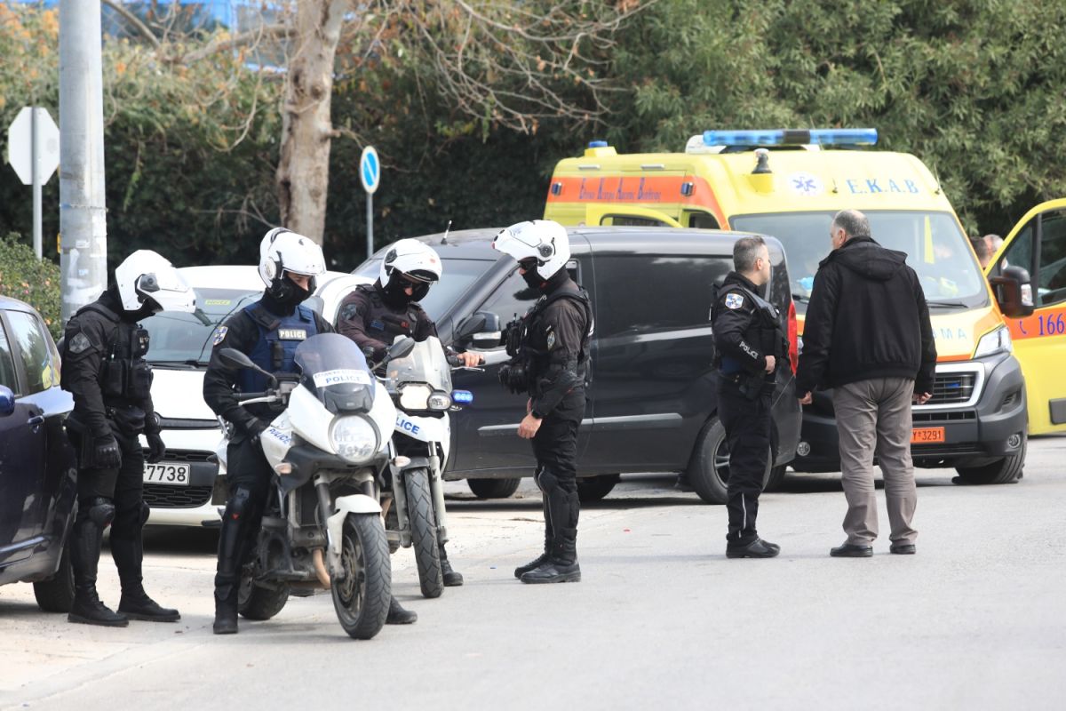 Σπύρος Καρνέσης: Δεν έχει καμία σχέση το τριπλό φονικό με την ενδοοικογενειακή μας διαφορά