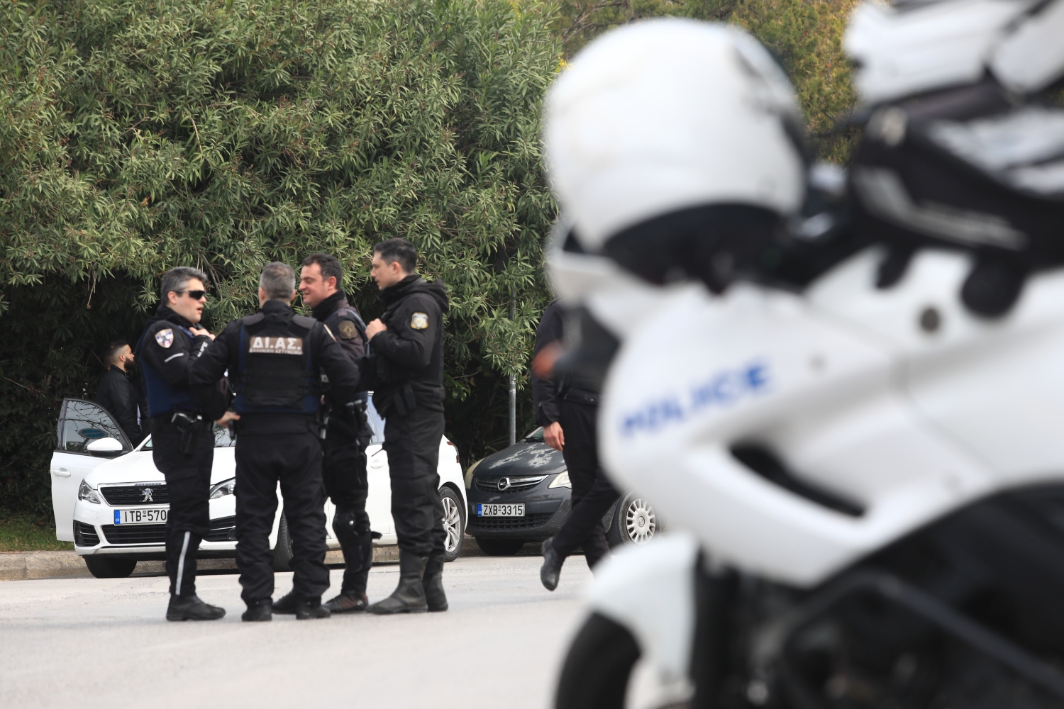 Ναυτιλιακή Γλυφάδα: “Ήρθα να ξεκαθαρίσουμε”, είπε ο δράστης πριν σπείρει τον θάνατο
