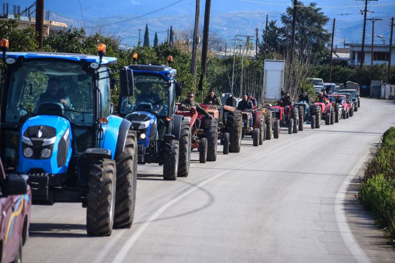 Tractorcade to head to Athens on Tuesday