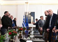 Μητσοτάκης σε αγρότες: Είμαστε εδώ για να βρούμε λύσεις