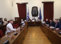 Κύκλοι ΝΔ: Αδιανόητη επίθεση Β. Κόκκαλη στον φοιτητή Αλικανιώτη στην Εξεταστική για τα Τέμπη