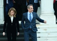 PM Mitsotakis meets with European Parliament President Metsola
